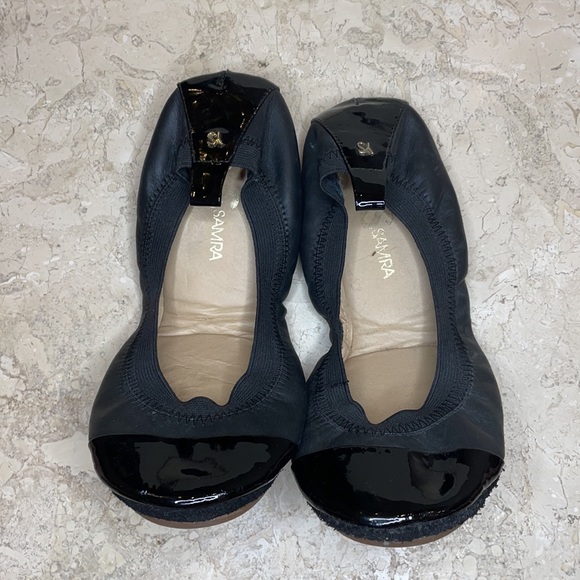 Yosi Samra Flats Black